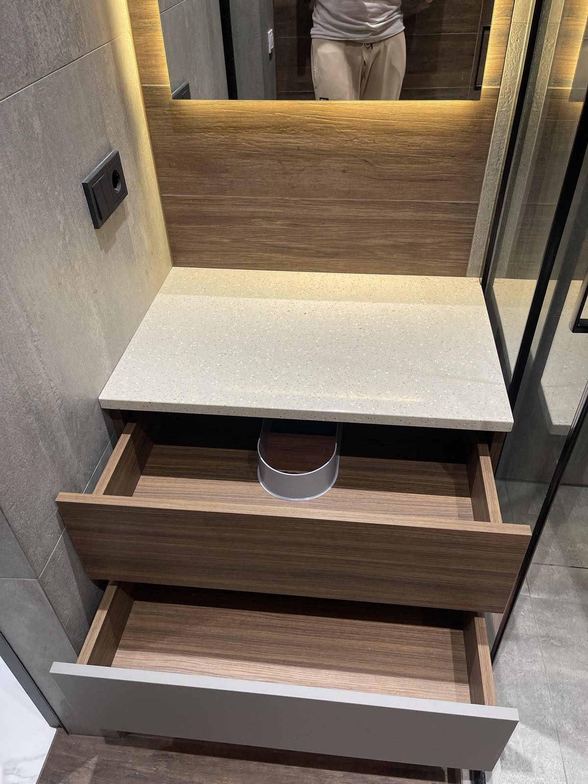 Vanity Console Joinery portfolio image 3