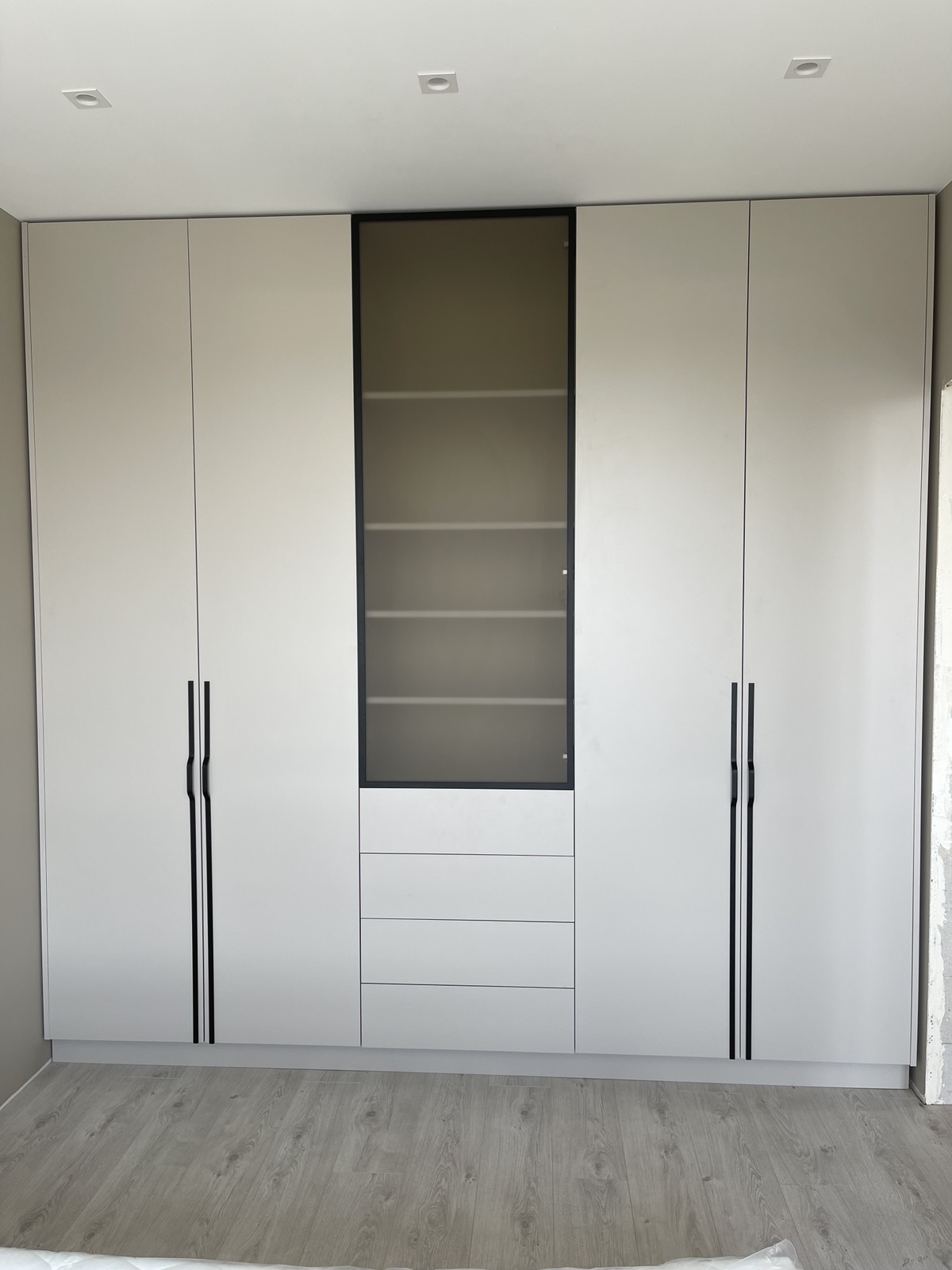Built-In Wardrobe Detail Set portfolio image 5