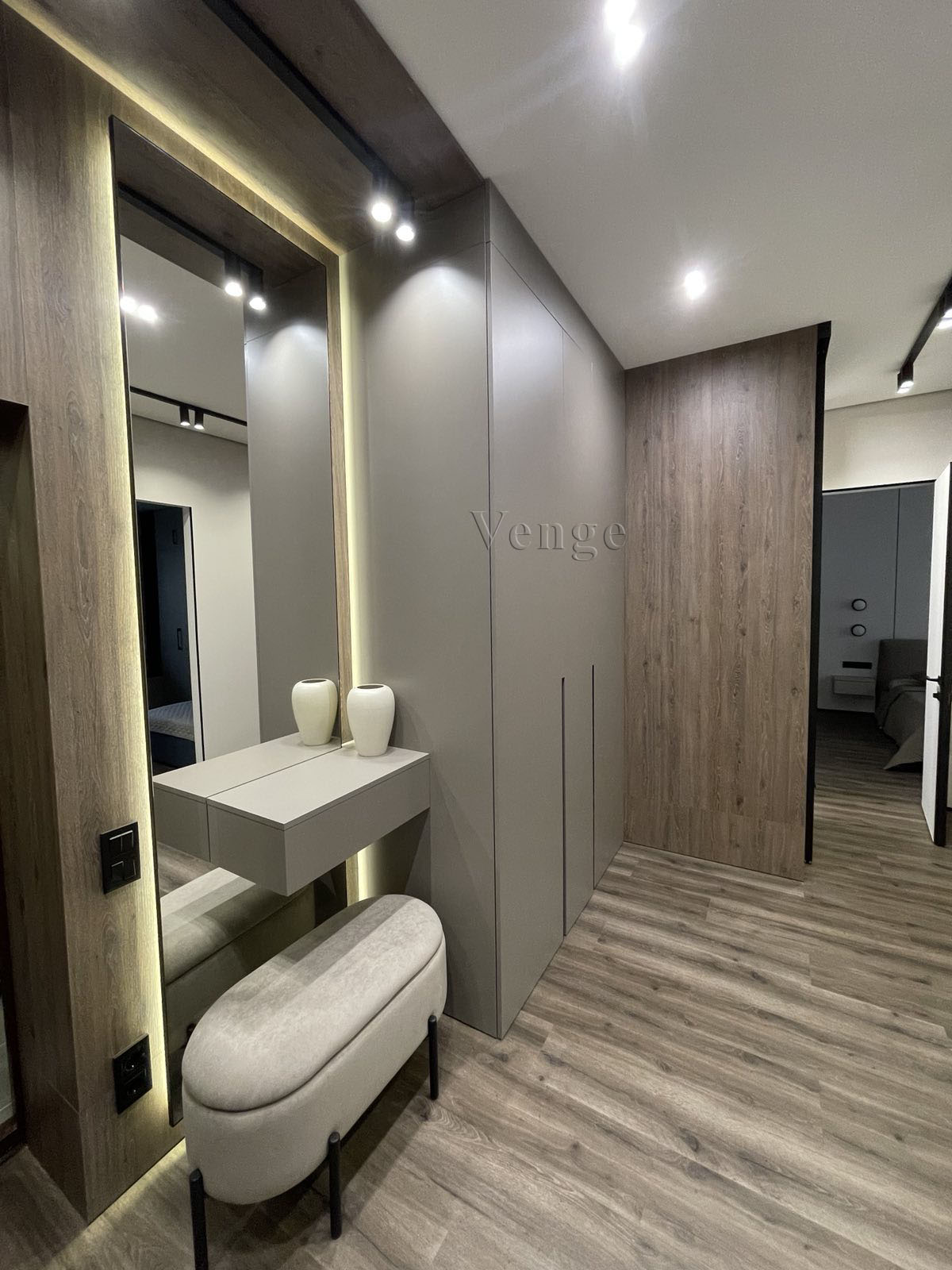 Mirror And Robe Joinery Suite portfolio image 3